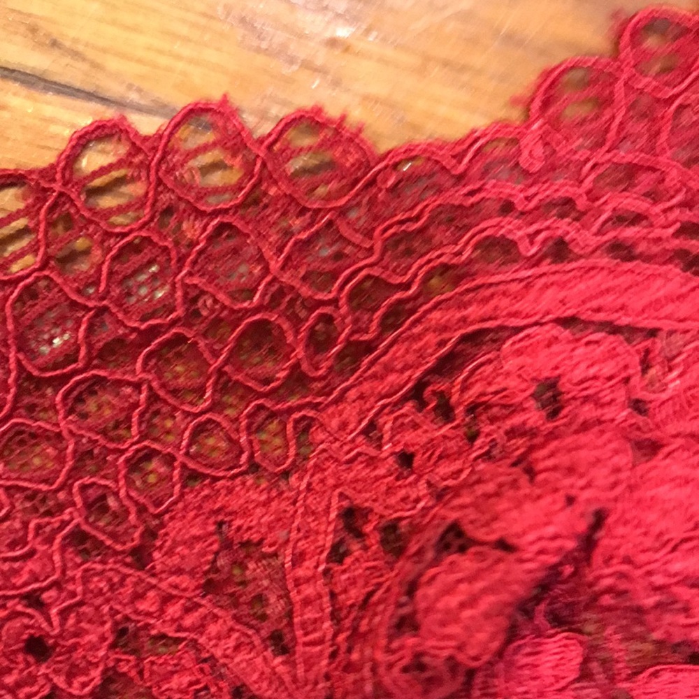 Victoria’s Secret Red Lace Bra Size Large - Picture 12 of 16